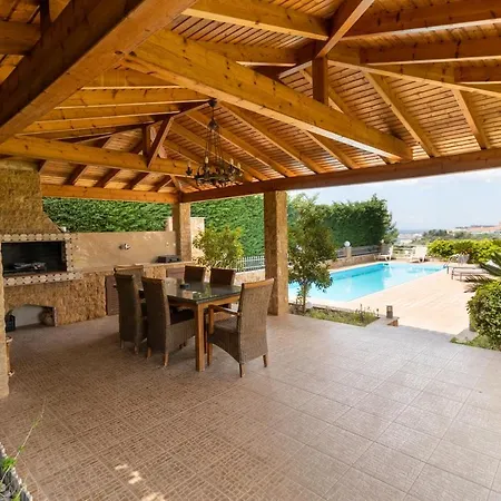 Nefeli & Dina By Diomedes Group Villa