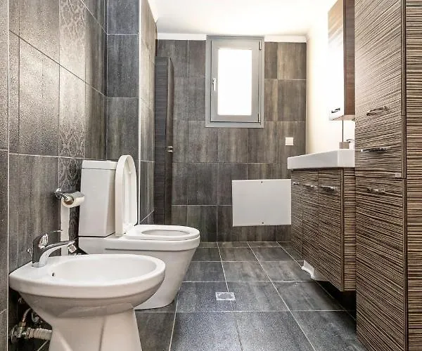 Nefeli & Dina By Diomedes Group *