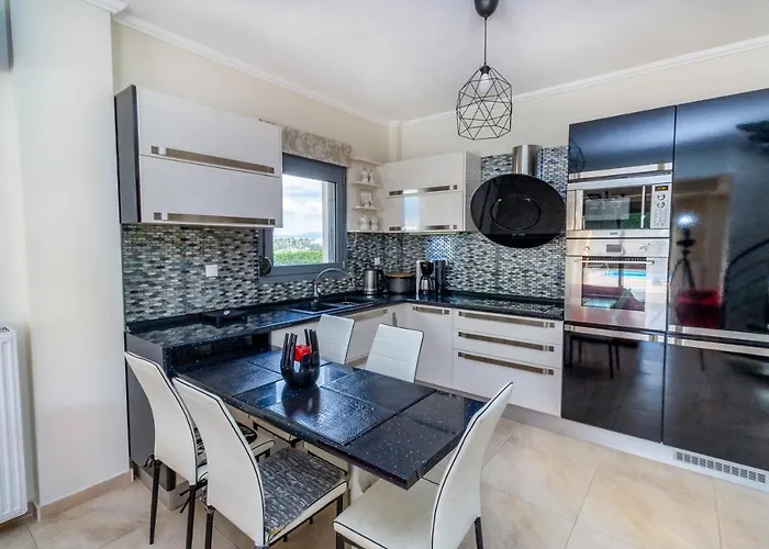 Nefeli & Dina By Diomedes Group Villa