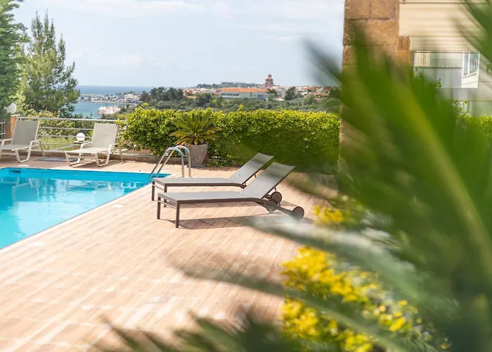 Nefeli & Dina By Diomedes Group