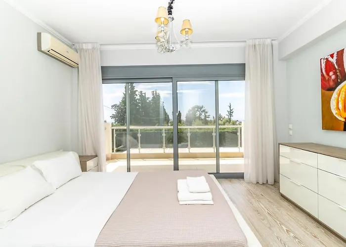 Nefeli & Dina By Diomedes Group