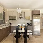 Villa Nefeli & Dina By Diomedes Group *
