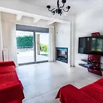Villa Nefeli & Dina By Diomedes Group Nea Moudhania