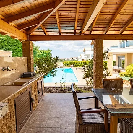 Nefeli & Dina By Diomedes Group Villa Nea Moudania