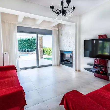 וילה Nefeli & Dina By Diomedes Group ניאה מודאניה