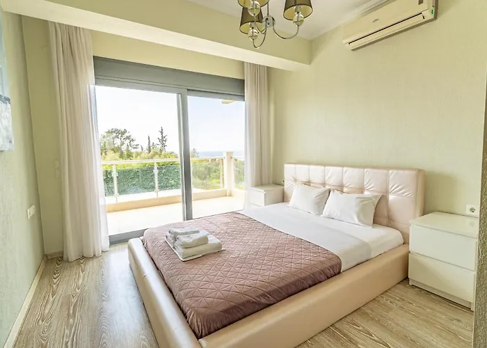 Nefeli & Dina By Diomedes Group