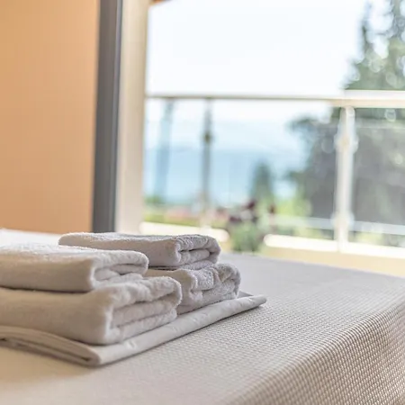 Willa Nefeli & Dina By Diomedes Group *