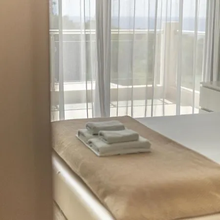 Nefeli & Dina By Diomedes Group Nea Moudania